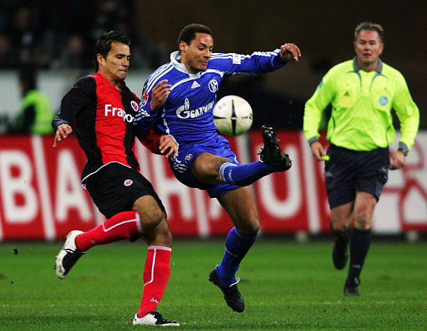 阵型上采取 阵型上采取