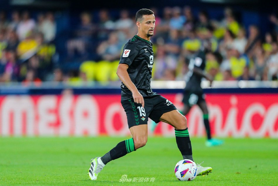 纽卡斯尔联 纽卡斯尔联