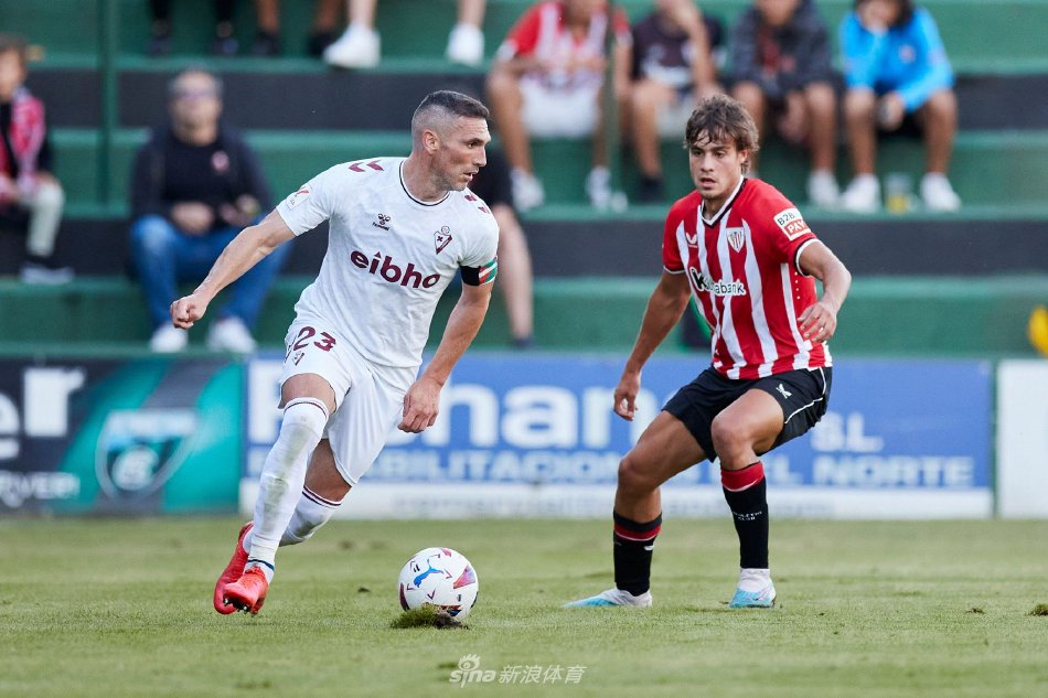 俱乐部之间 俱乐部之间