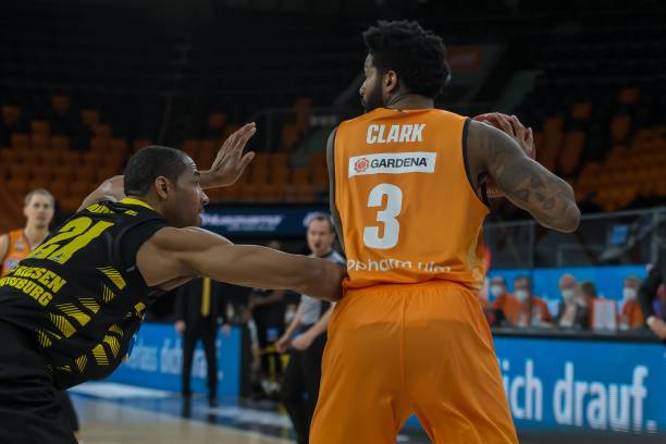 在当今竞争 在当今竞争